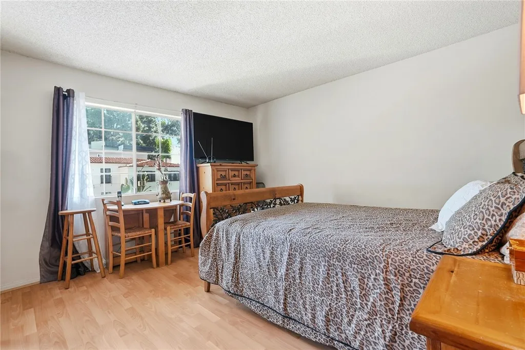 Additional image 21 of 871 S Lucerne Blvd Unit 2, Los Angeles, CA 90005