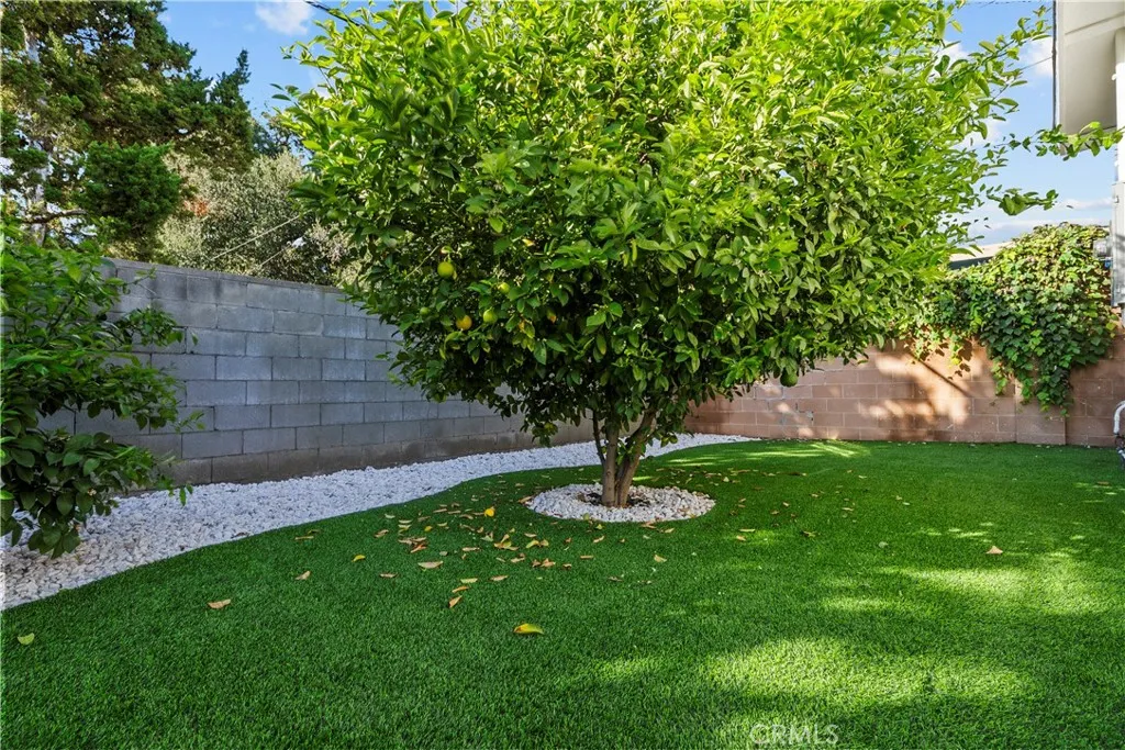 Additional image 76 of 18019 Tiara, Encino, CA 91316