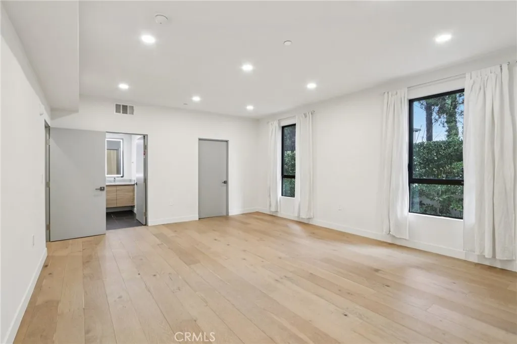 Additional image 17 of 5110 Whitsett Avenue Unit 105, Valley Village, CA 91607