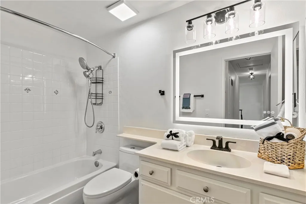 Additional image 18 of 150 S Stonebrook Drive Unit 2, Orange, CA 92869