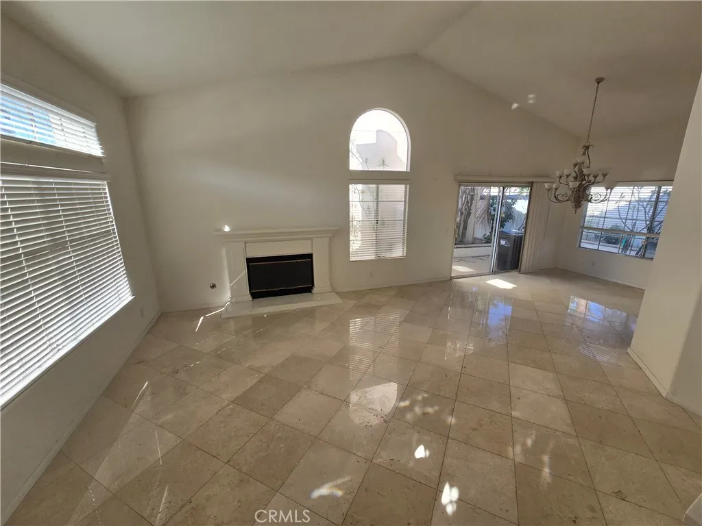 Additional image 21 of 18 Laconia, Irvine, CA 92614