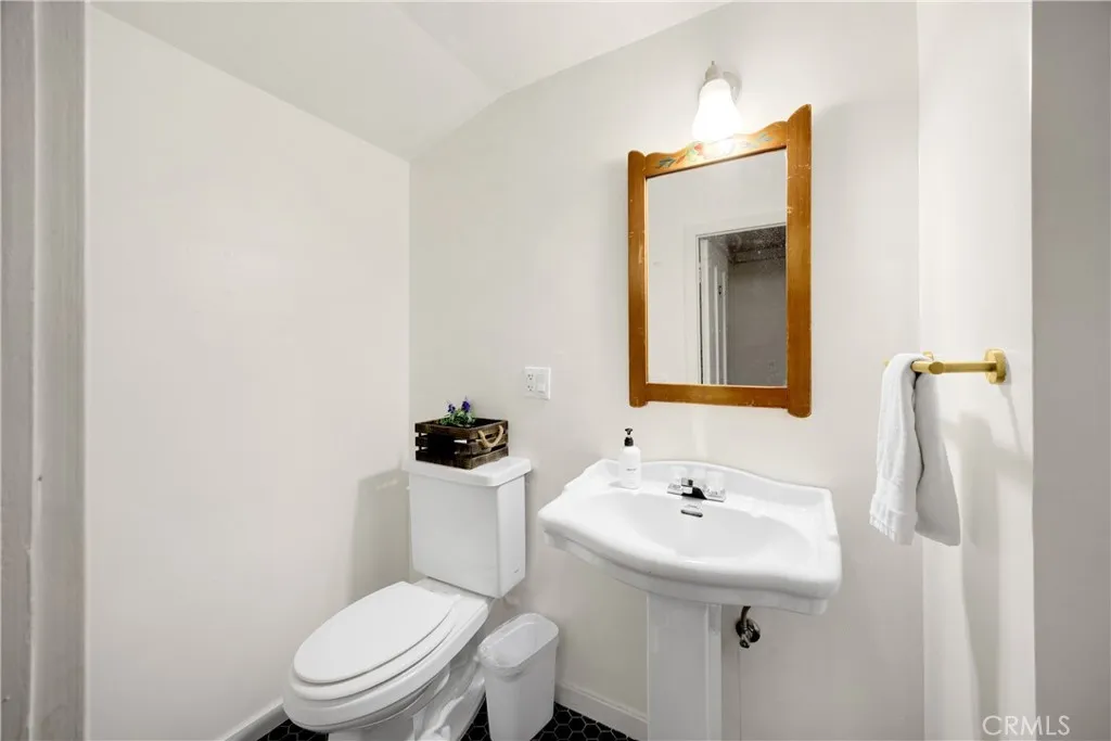 Additional image 83 of 25807 State Highway 189, Twin Peaks, CA 92391