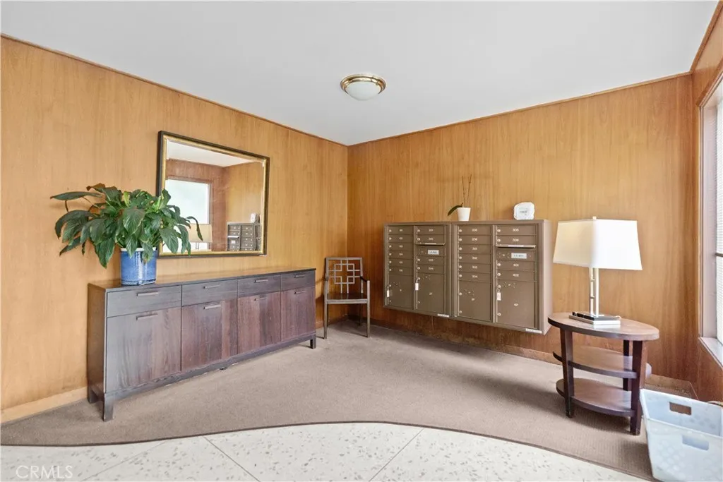 Additional image 65 of 395 S Oakland Avenue Unit 104, Pasadena, CA 91101