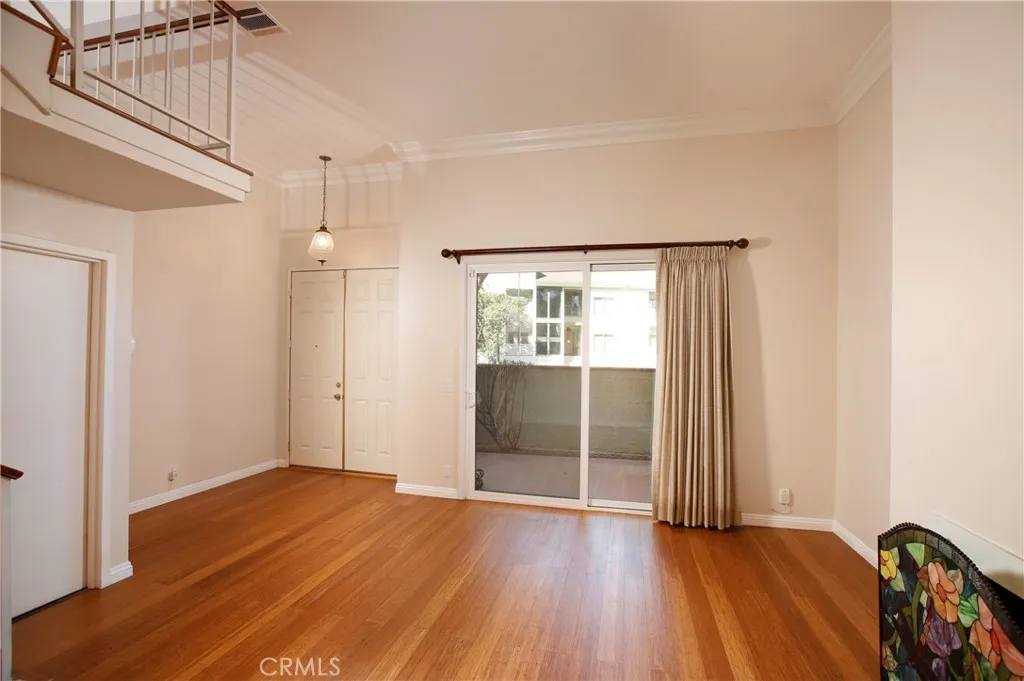 Additional image 5 of 400 W Riverside Drive Unit 2, Burbank, CA 91506