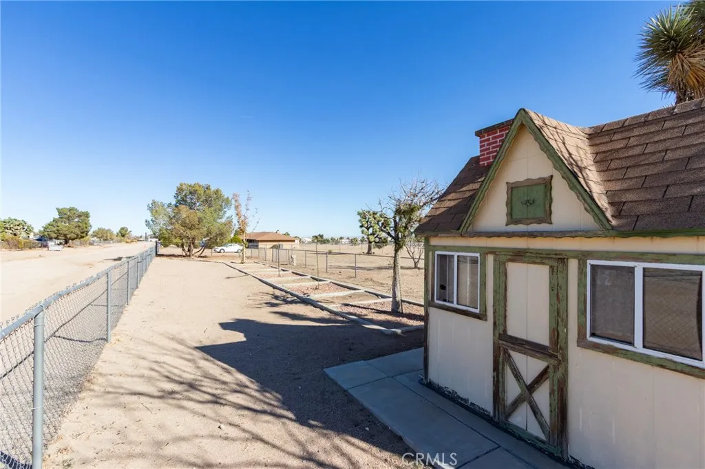 Additional image 55 of 10731 Anaconda Avenue, Oak Hills, CA 92344