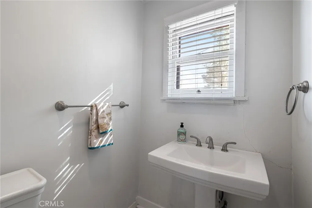 Additional image 27 of 526 Washington Ave, Taft, CA 93268