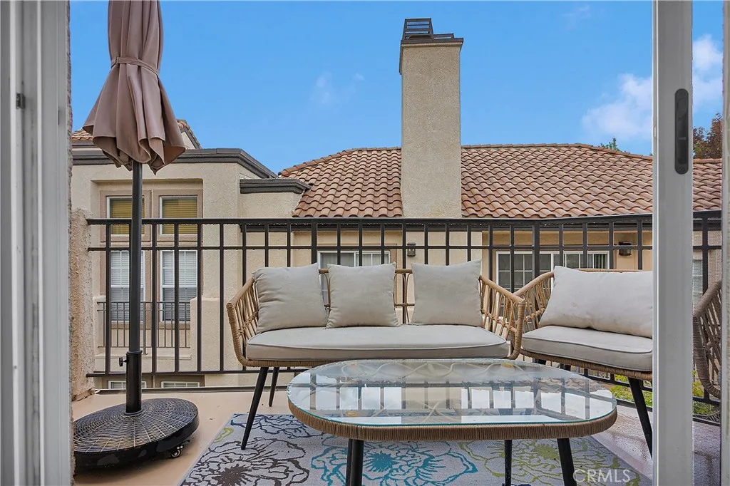 Additional image 60 of 24151 Del Monte Unit 348, Valencia, CA 91355