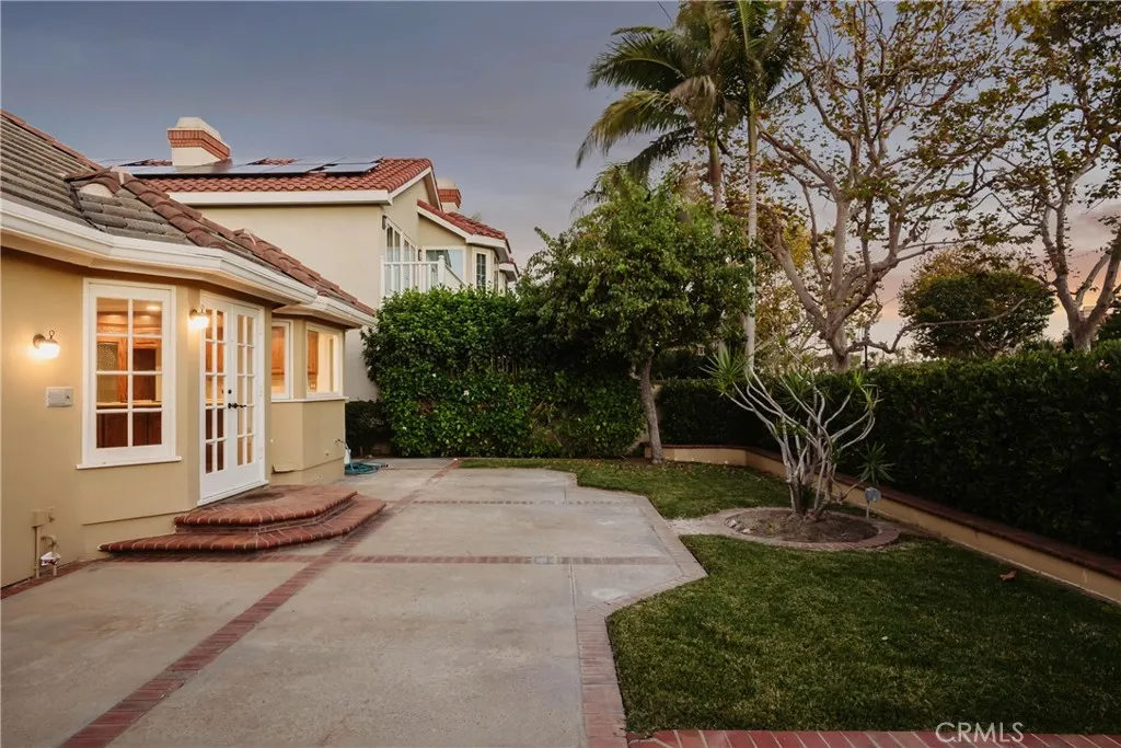 Additional image 33 of 19371 Woodlands Ln, Huntington Beach, CA 92648