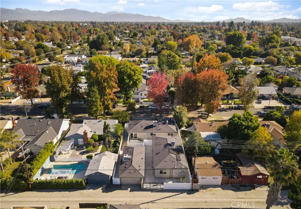 Additional image 6 of 6935 Jellico Avenue, Lake Balboa, CA 91406