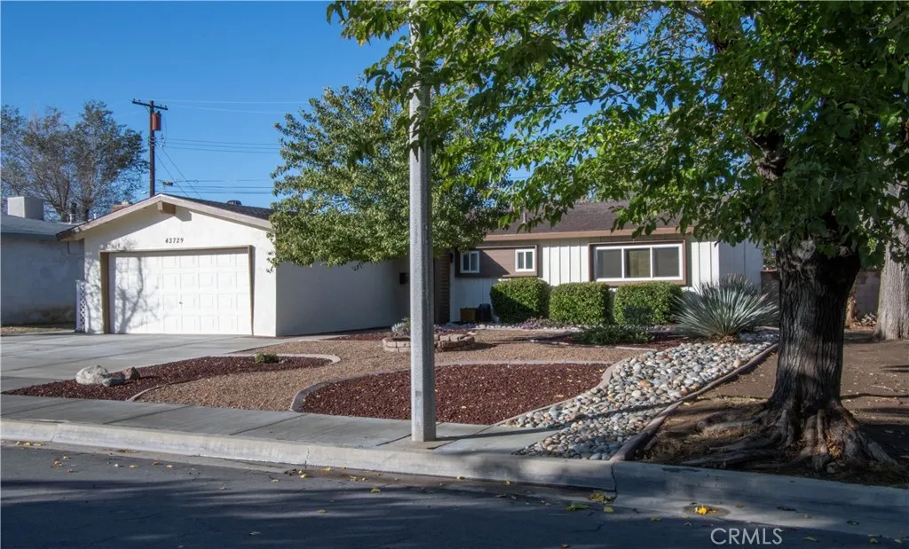 Additional image 5 of 43729 Hardwood Ave, Lancaster, CA 93534