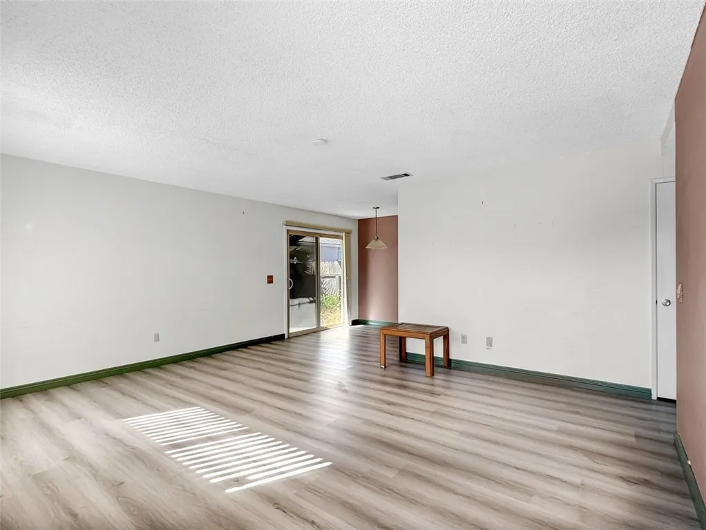 Additional image 4 of 12243 Orchid Lane Unit A, Moreno Valley, CA 92557