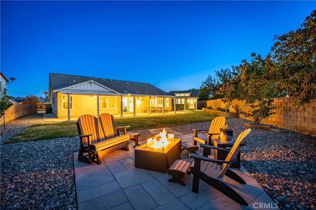 Additional image 3 of 42715 Raywood Dr, Lancaster, CA 93536