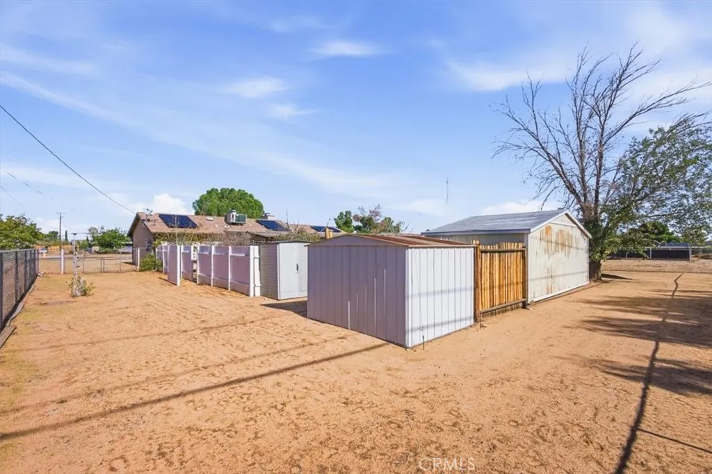 Additional image 32 of 21215 Sandia Rd, Apple Valley, CA 92308