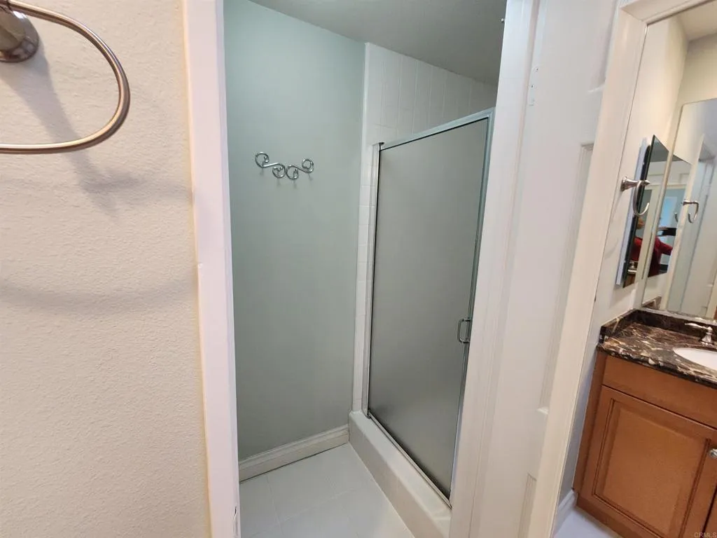 Additional image 68 of 8597 Via Mallorca Unit F, La Jolla, CA 92037