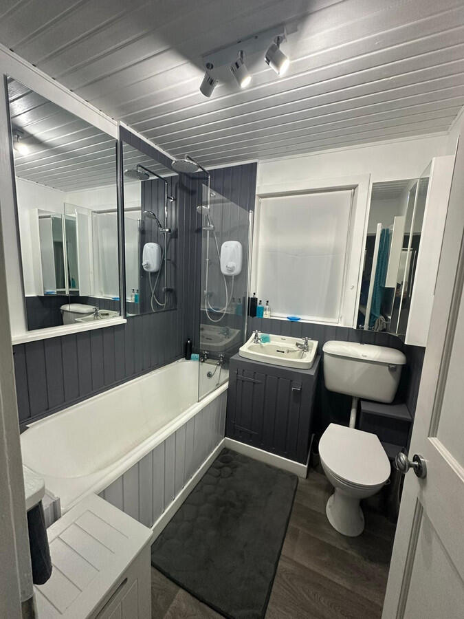 Additional image 14 of Cross Slacks, Banff, AB45