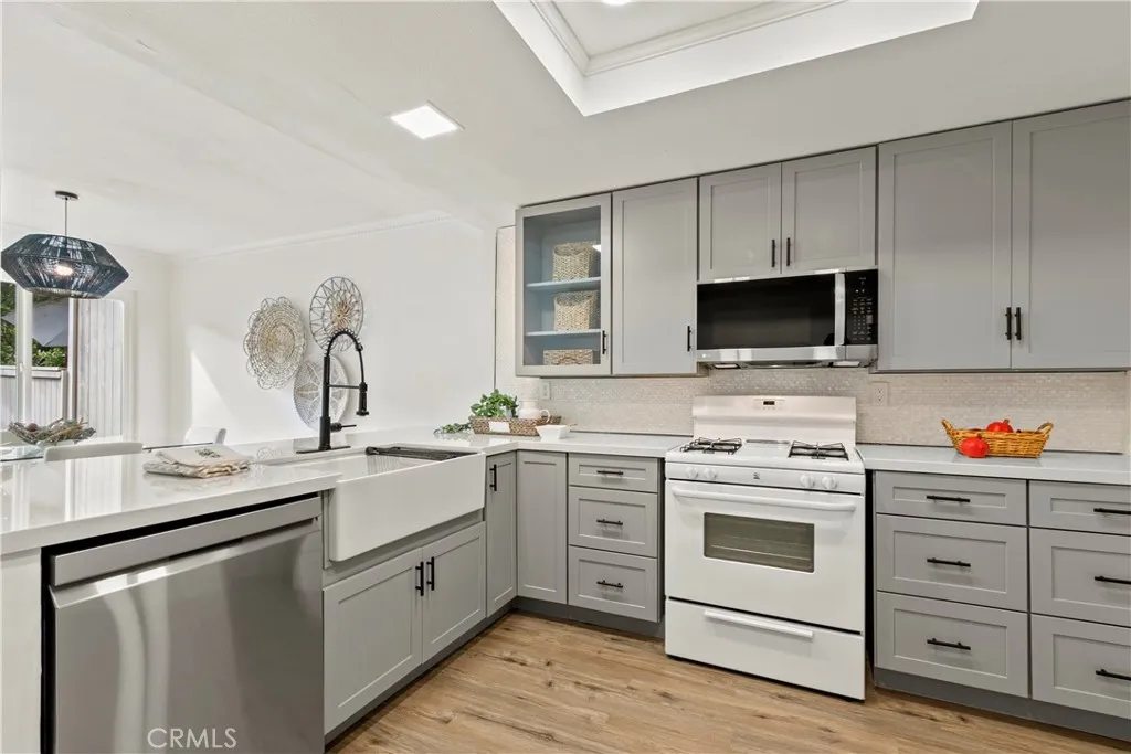 Additional image 9 of 150 S Stonebrook Drive Unit 2, Orange, CA 92869