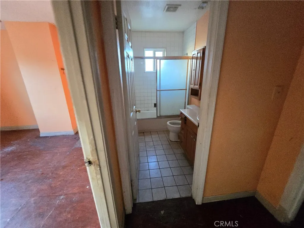 Additional image 93 of 2821 6th, Riverside, CA 92507