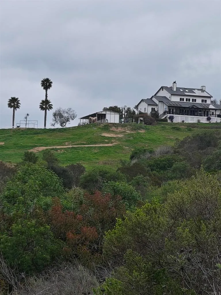 Additional image 37 of 1925 Robinhood Road, Vista, CA 92084