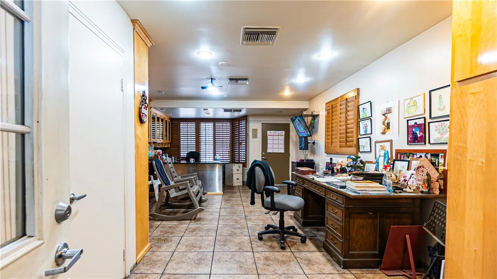 Additional image 15 of 4656 Floral Dr, Los Angeles, CA 90022