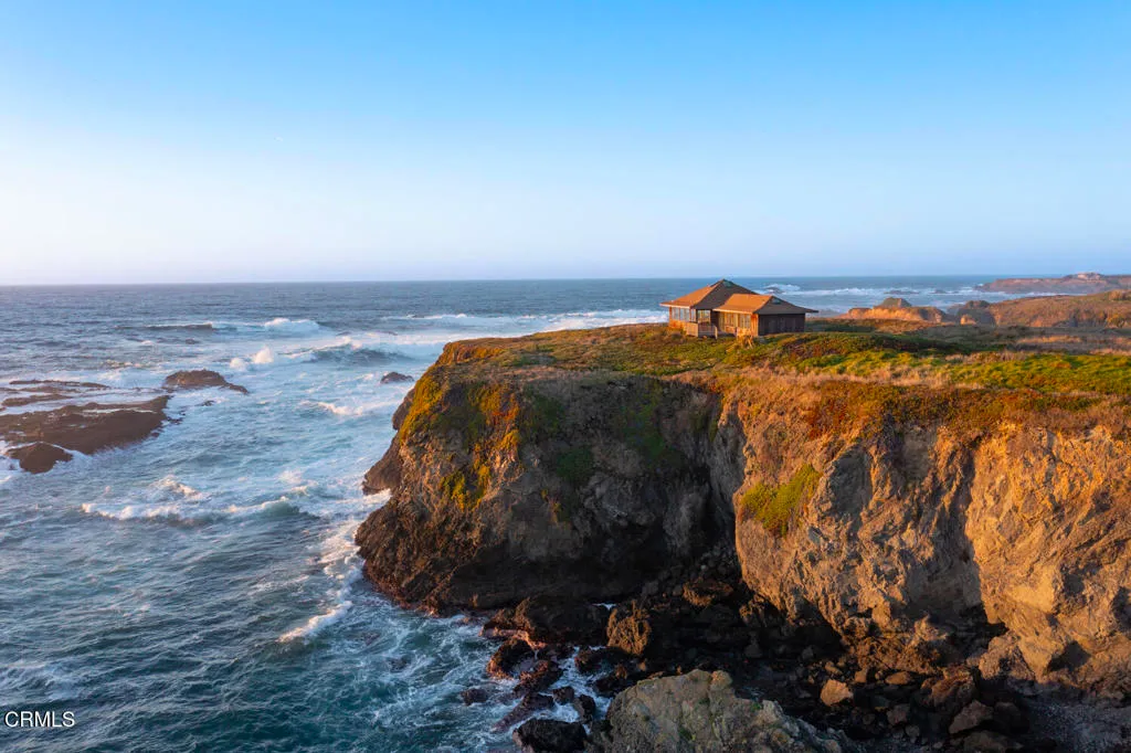 Additional image 111 of 45525 S Caspar Drive, Mendocino, CA 95460