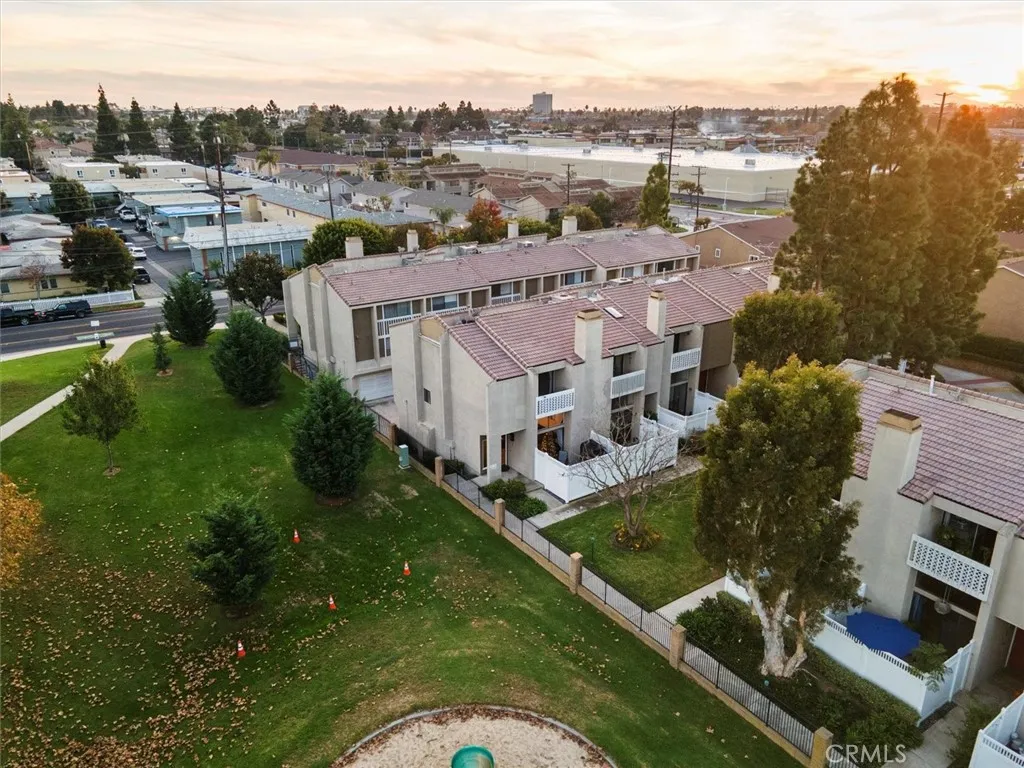 Additional image 118 of 380 W Wilson St Unit B106, Costa Mesa, CA 92627