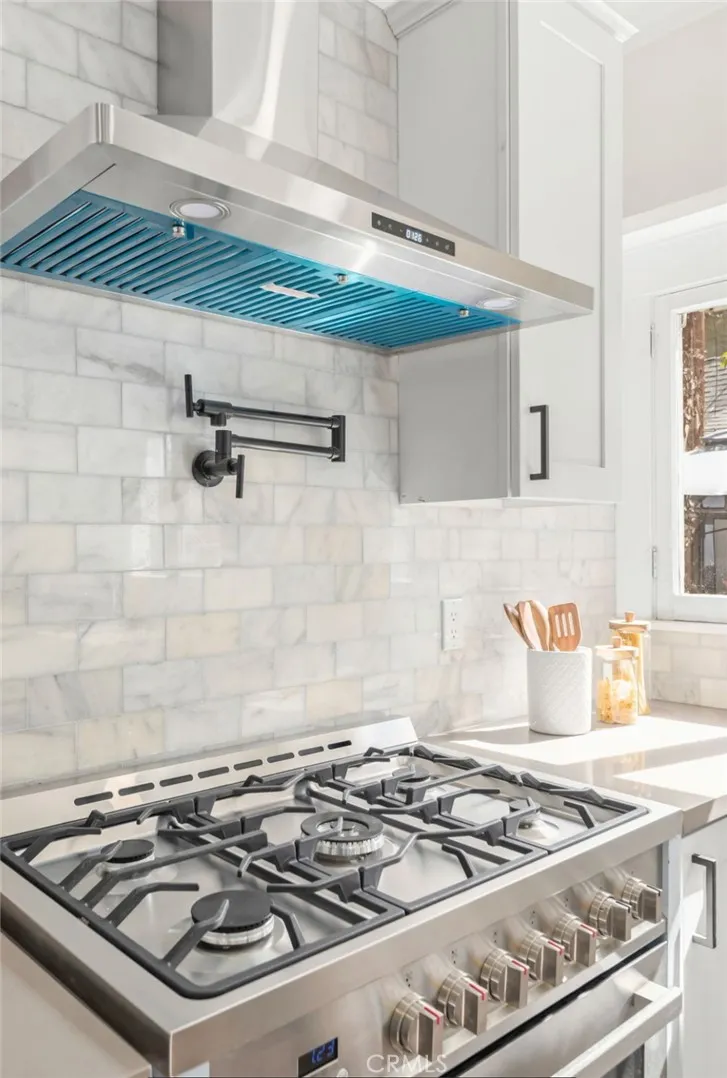 Additional image 62 of 1720 S Kingsley Dr, Los Angeles, CA 90006