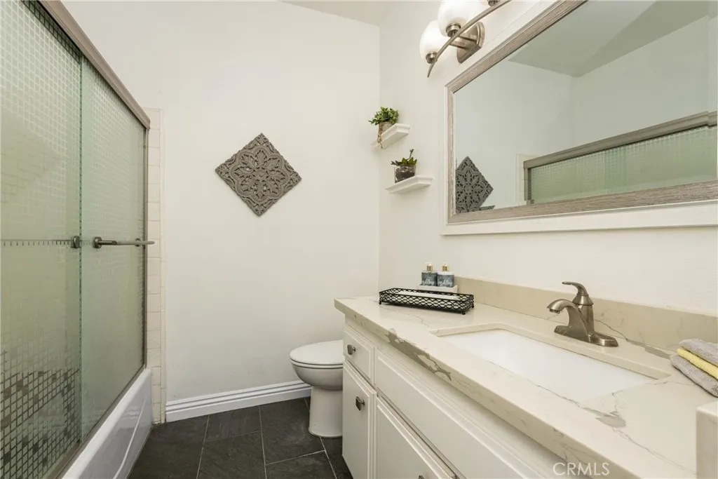 Additional image 71 of 2542 W MacArthur Boulevard Unit 143, Santa Ana, CA 92704