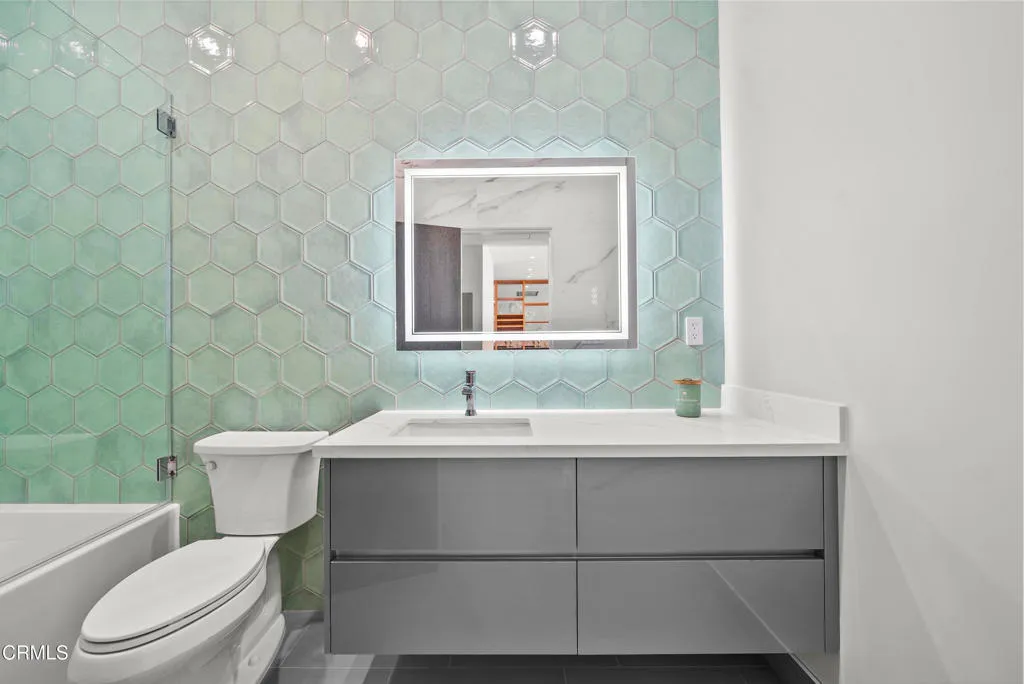 Additional image 26 of 14145 Weddington Street, Los Angeles, CA 91401