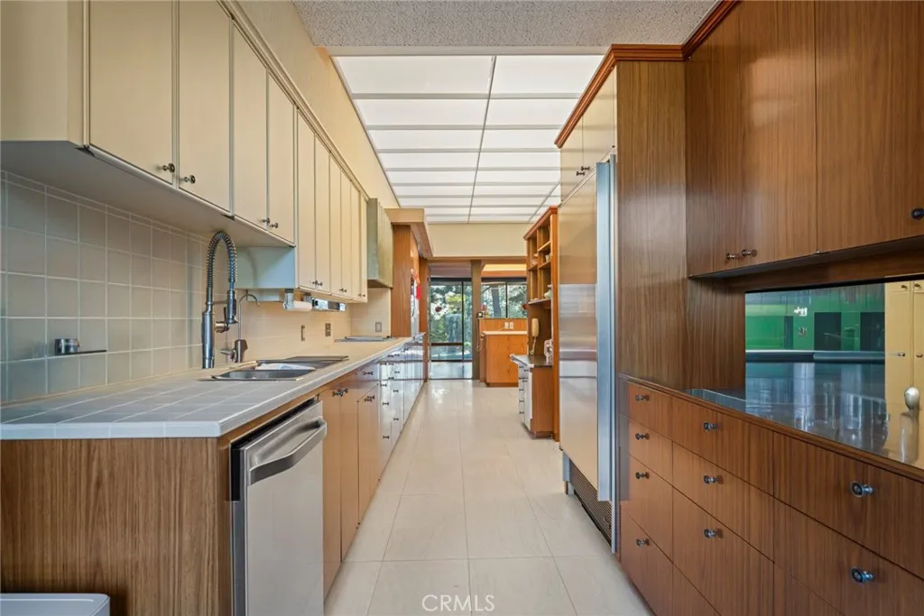 Additional image 100 of 1458 Hillcrest, Pasadena, CA 91106