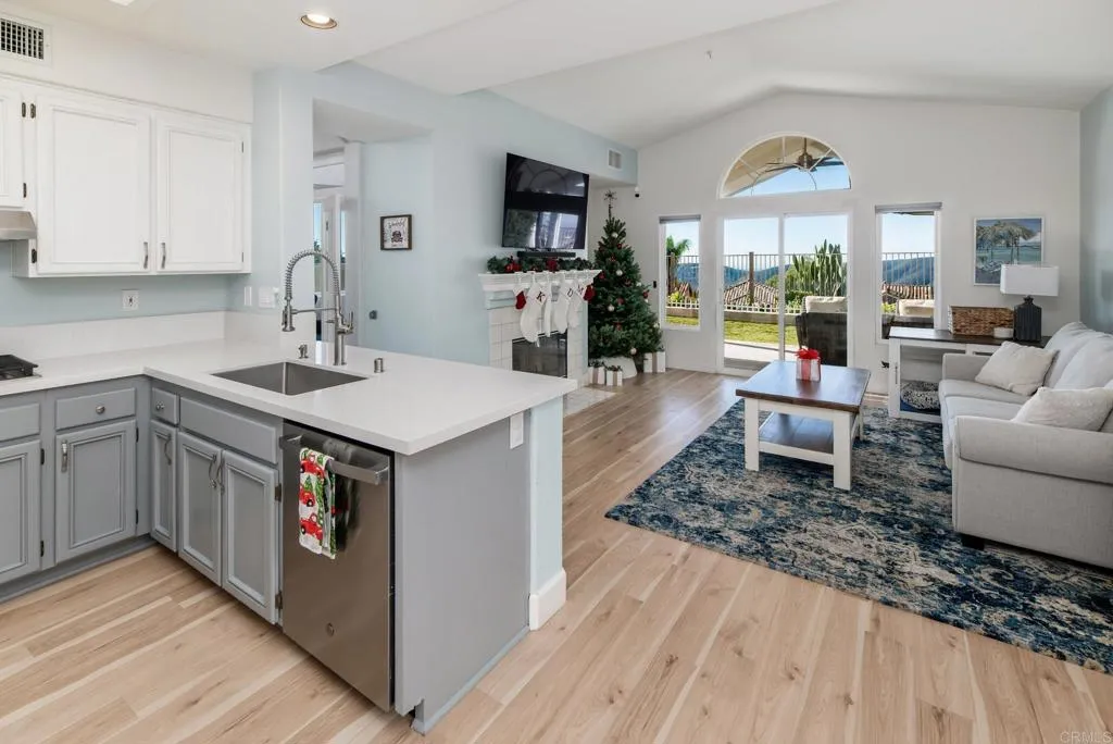 Additional image 31 of 2466 Bear Rock Gln, Escondido, CA 92026