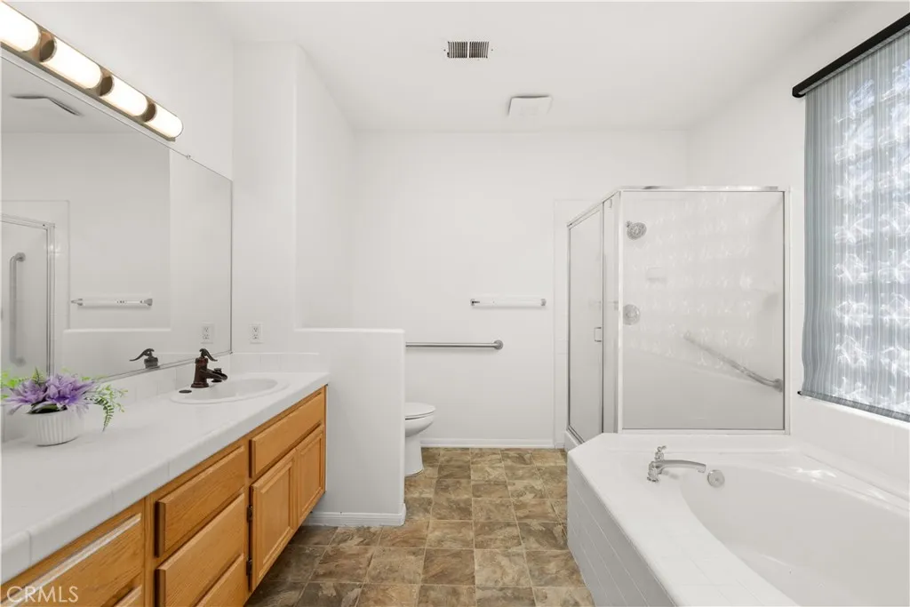 Additional image 96 of 19598 Rolling Green, Apple Valley, CA 92308