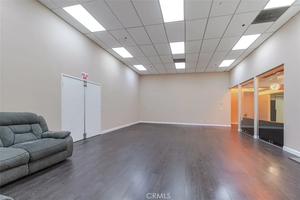 Additional image 39 of 9142 Independence, Chatsworth, CA 91311