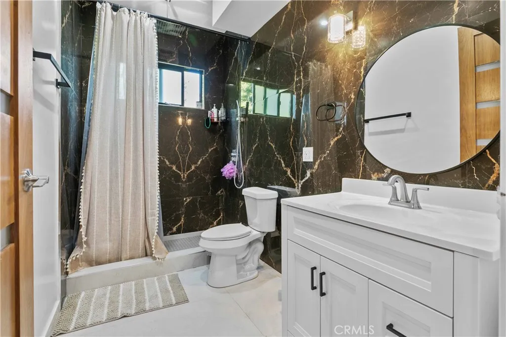 Additional image 129 of 1918 N Maple St, Burbank, CA 91505