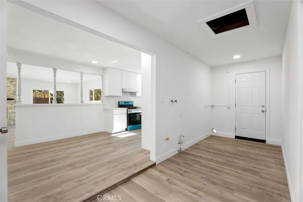 Additional image 12 of 913 S Diamond St, Santa Ana, CA 92704