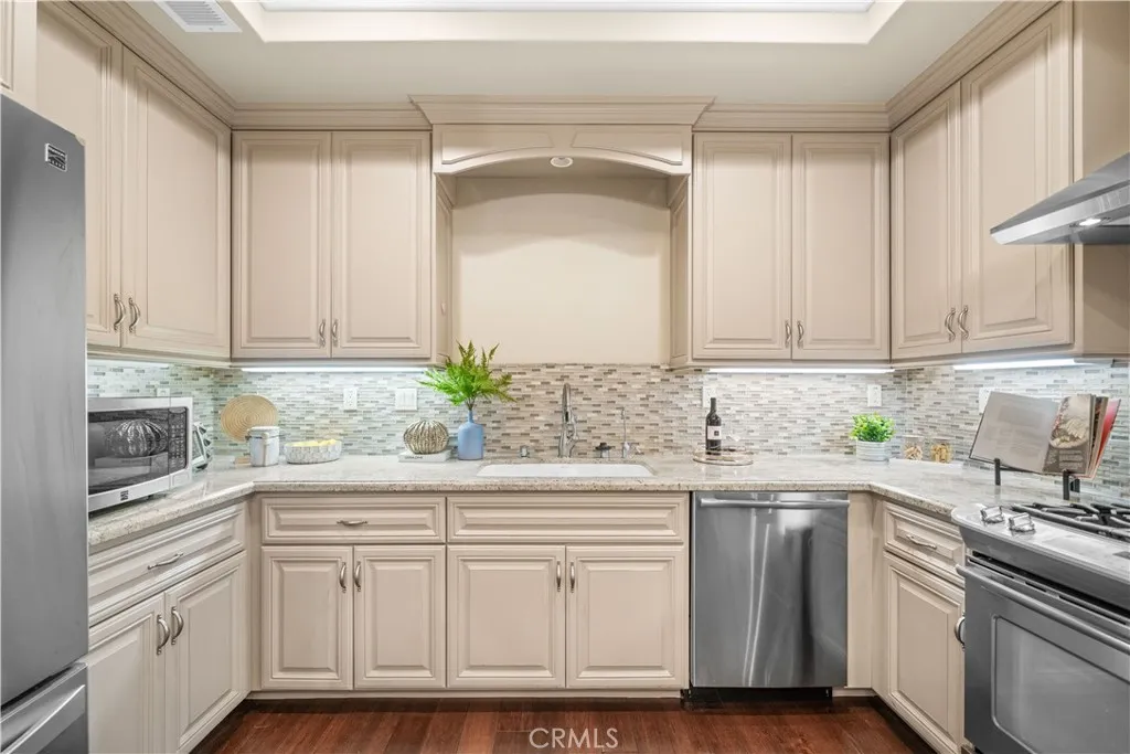 Additional image 70 of 853 W Huntington Unit B, Arcadia, CA 91007