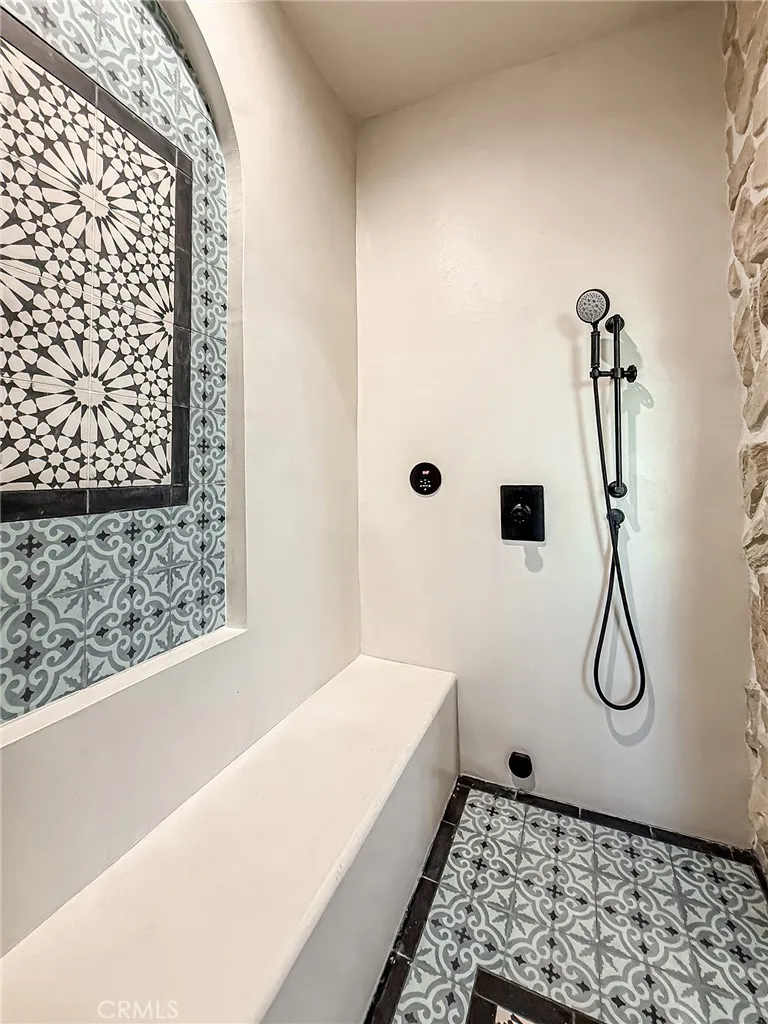 Additional image 140 of 33239 Mulholland Highway, Malibu, CA 90265