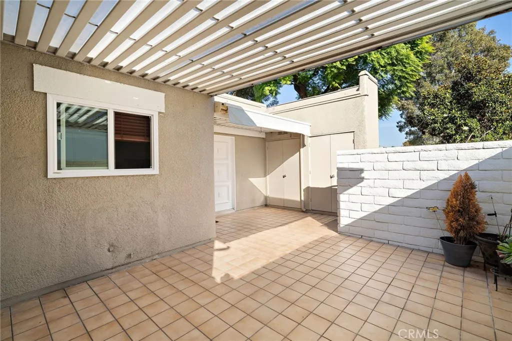 Additional image 3 of 2048 Via Mariposa Unit D, Laguna Woods, CA 92637