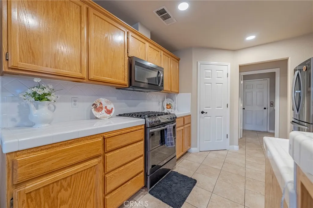 Additional image 105 of 726 Nighthawk Ct, Merced, CA 95340