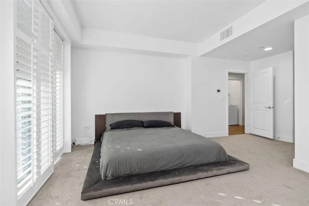 Additional image 70 of 150 The Promenade N Unit 202, Long Beach, CA 90802