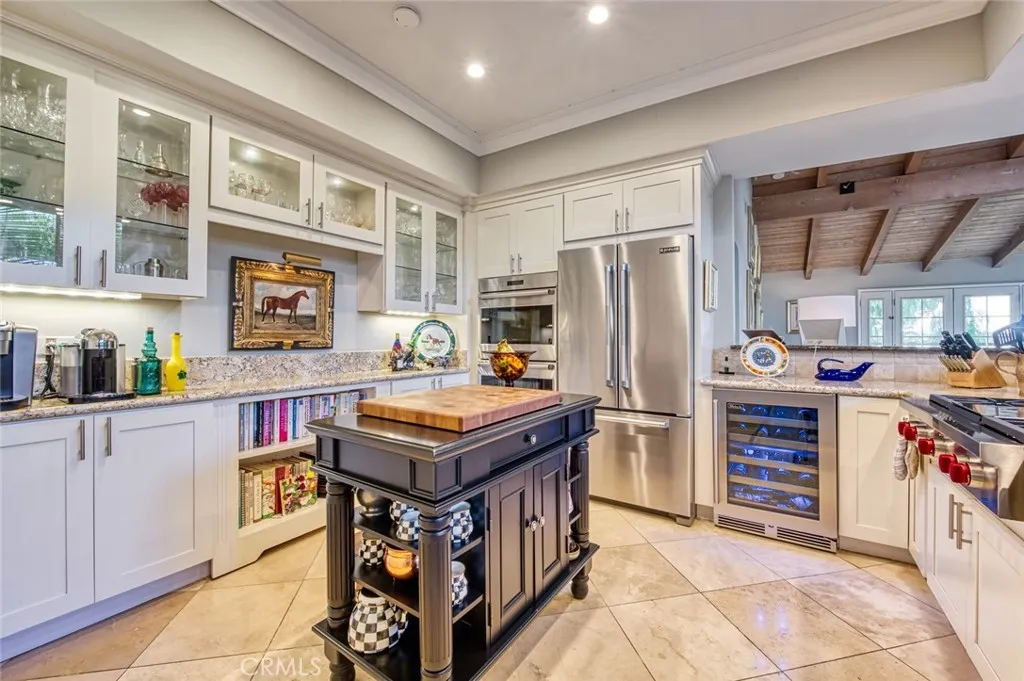 Additional image 38 of 2134 Vista Entrada, Newport Beach, CA 92660