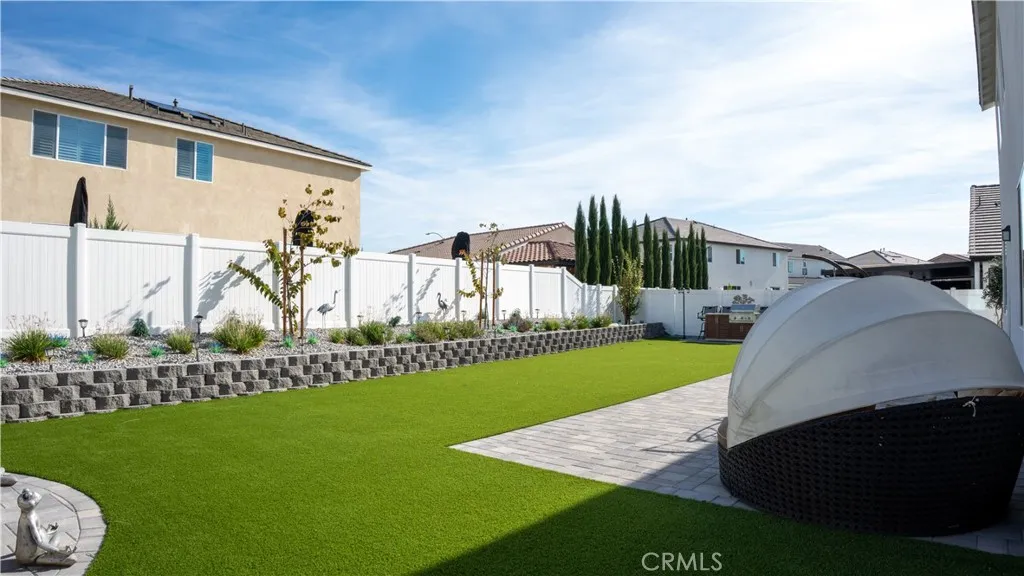 Additional image 89 of 2411 Huron Rd, Rialto, CA 92377