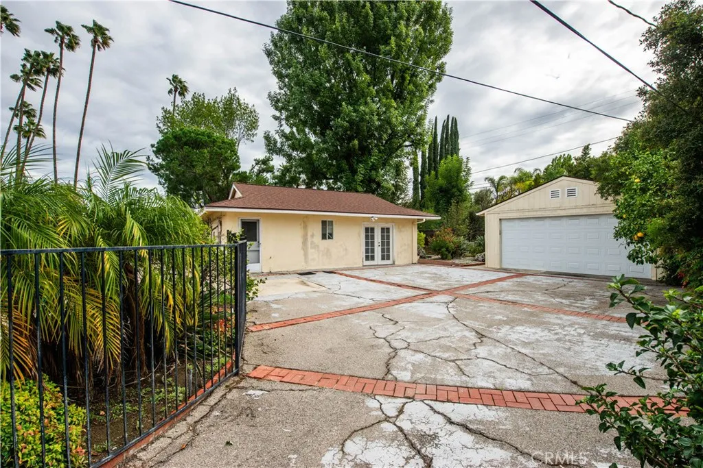 Additional image 50 of 19732 Henshaw, Woodland Hills, CA 91364