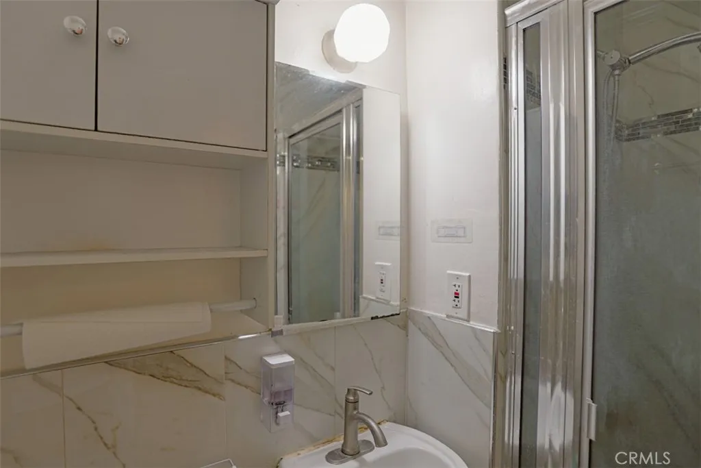 Additional image 10 of 1402 N Parsons Pl, Santa Ana, CA 92703