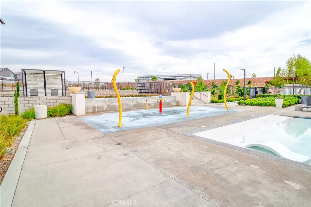 Additional image 105 of 16540 Wyndham Lane Unit 10, Fontana, CA 92336