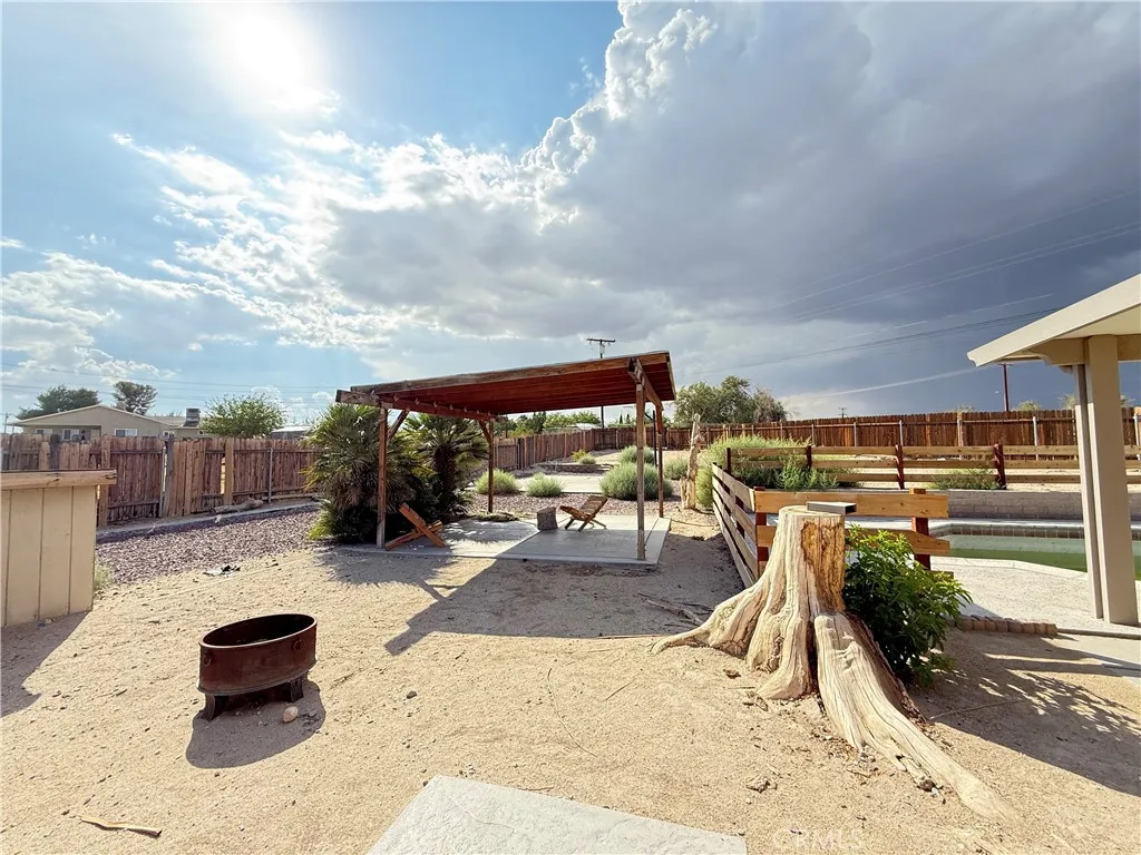 Additional image 60 of 15486 Morada Rd, Victorville, CA 92394