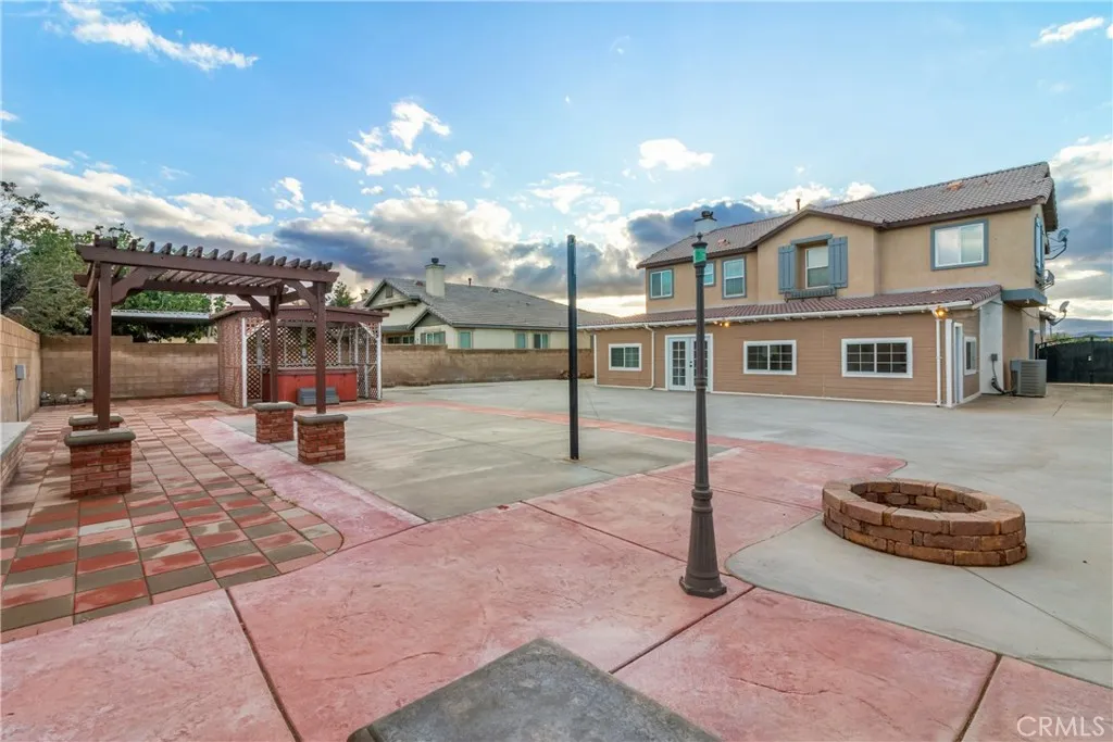 Property image for 38122 37 Street E, Palmdale, CA 93550