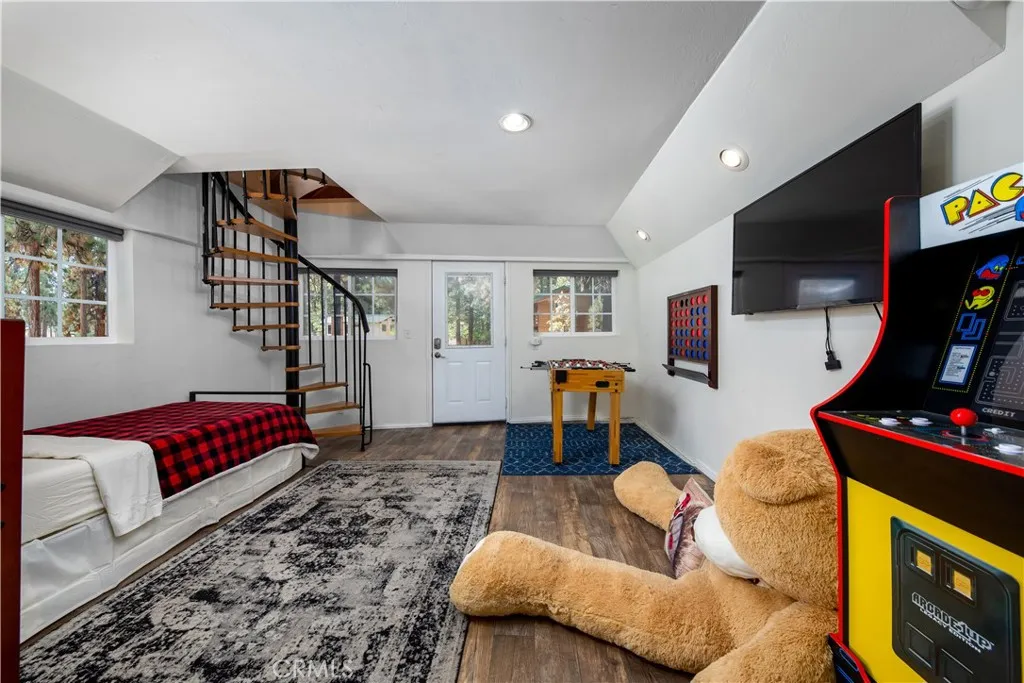 Additional image 103 of 39651 Flicker Road, Fawnskin, CA 92333