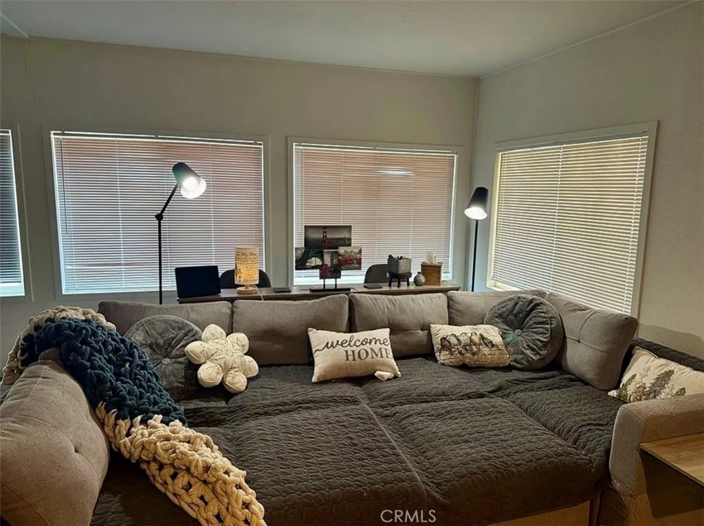 Additional image 8 of 22601 Bear Valley Road Unit 63, Apple Valley, CA 92308