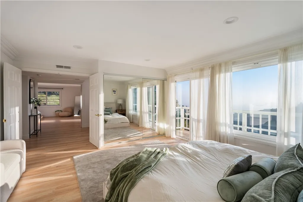 Additional image 44 of 2019 Sunset Plaza Drive, Los Angeles, CA 90069