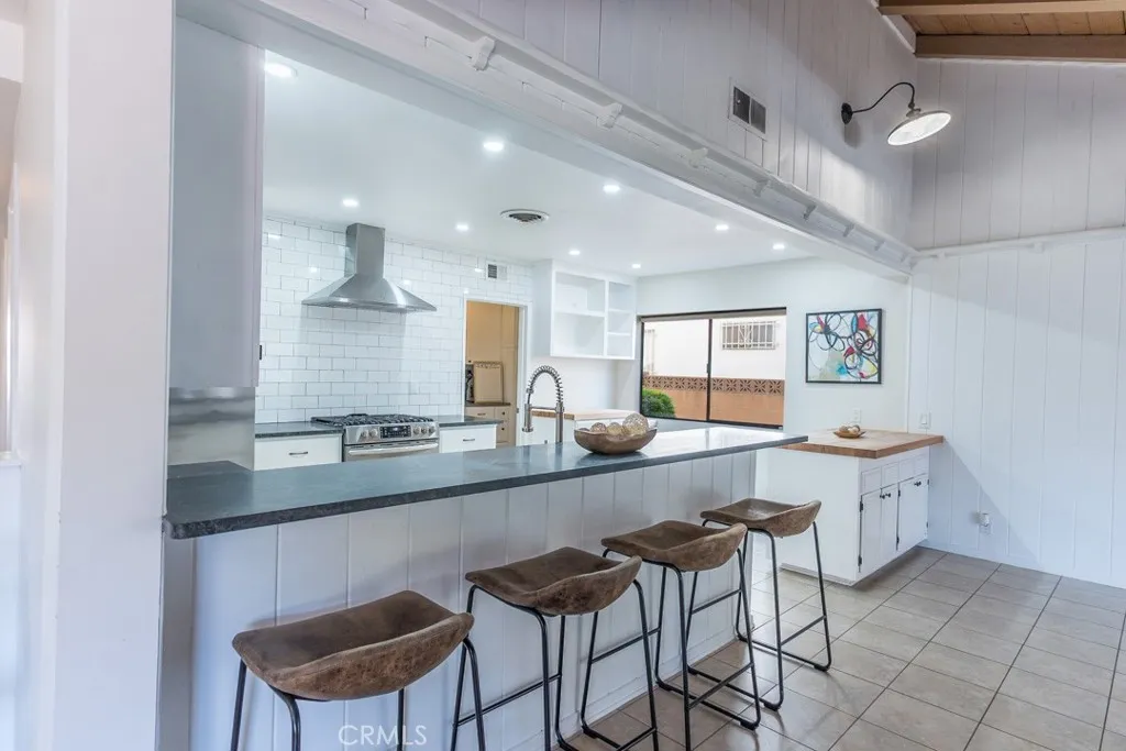 Additional image 43 of 6563 Bianca, Lake Balboa, CA 91406